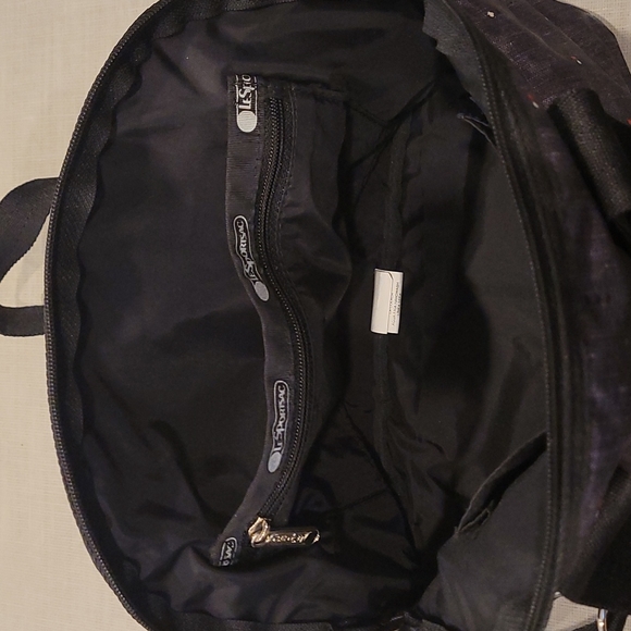 LeSportsac black and grey crossbows. EUC. - Picture 3 of 6